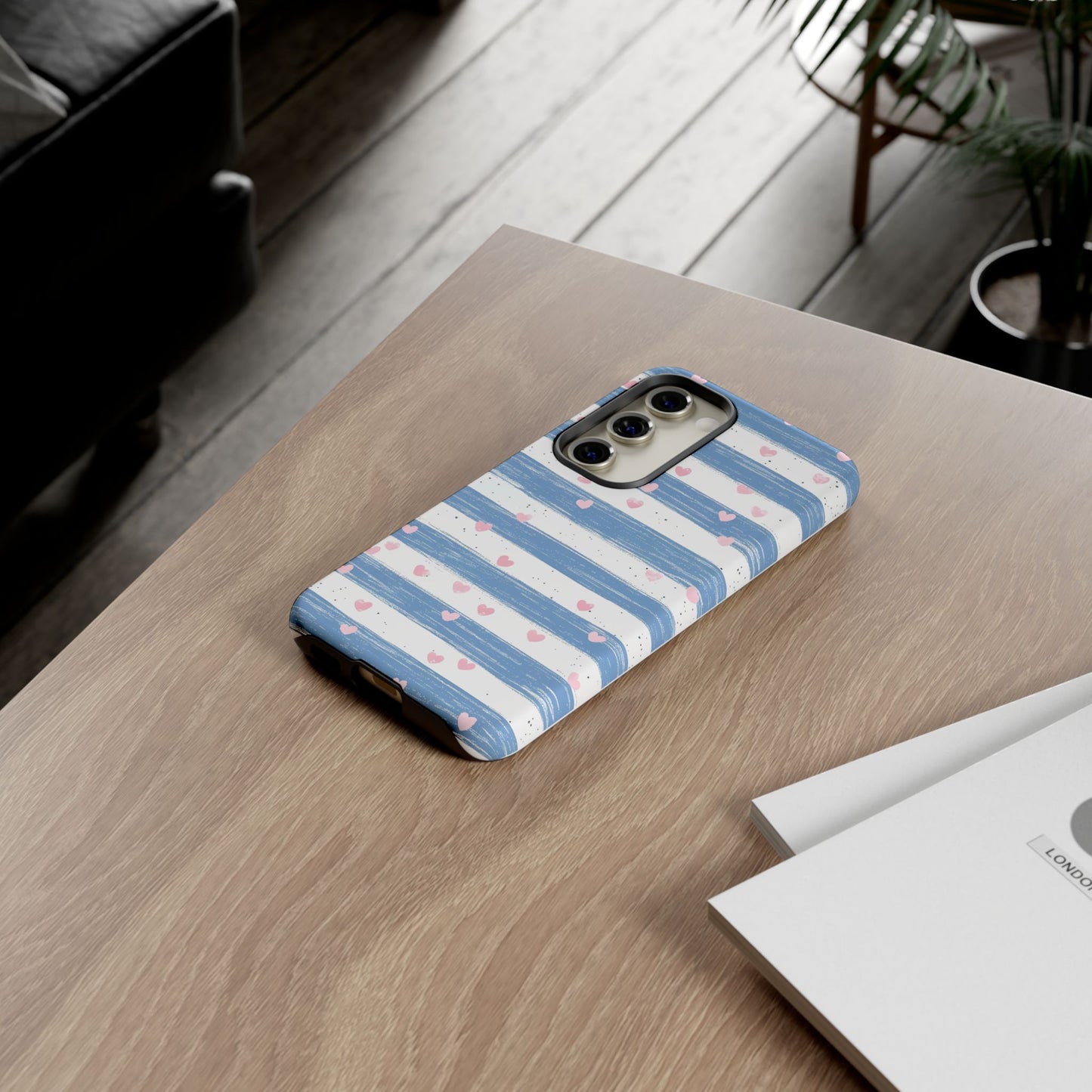 iPhone Case – Blue and White Pattern